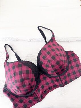 Torrid Plunge Push-Up Bra Plaid Lace Red Plus size 44D Sexy Whimsigoth